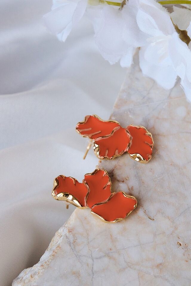 Turuncu Mineli Yaprak Küpe