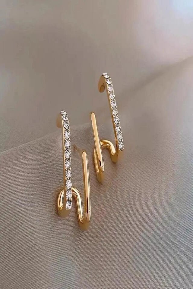 Kadın Gold Zirkon Taşlı Vip Kararmaz Küpe