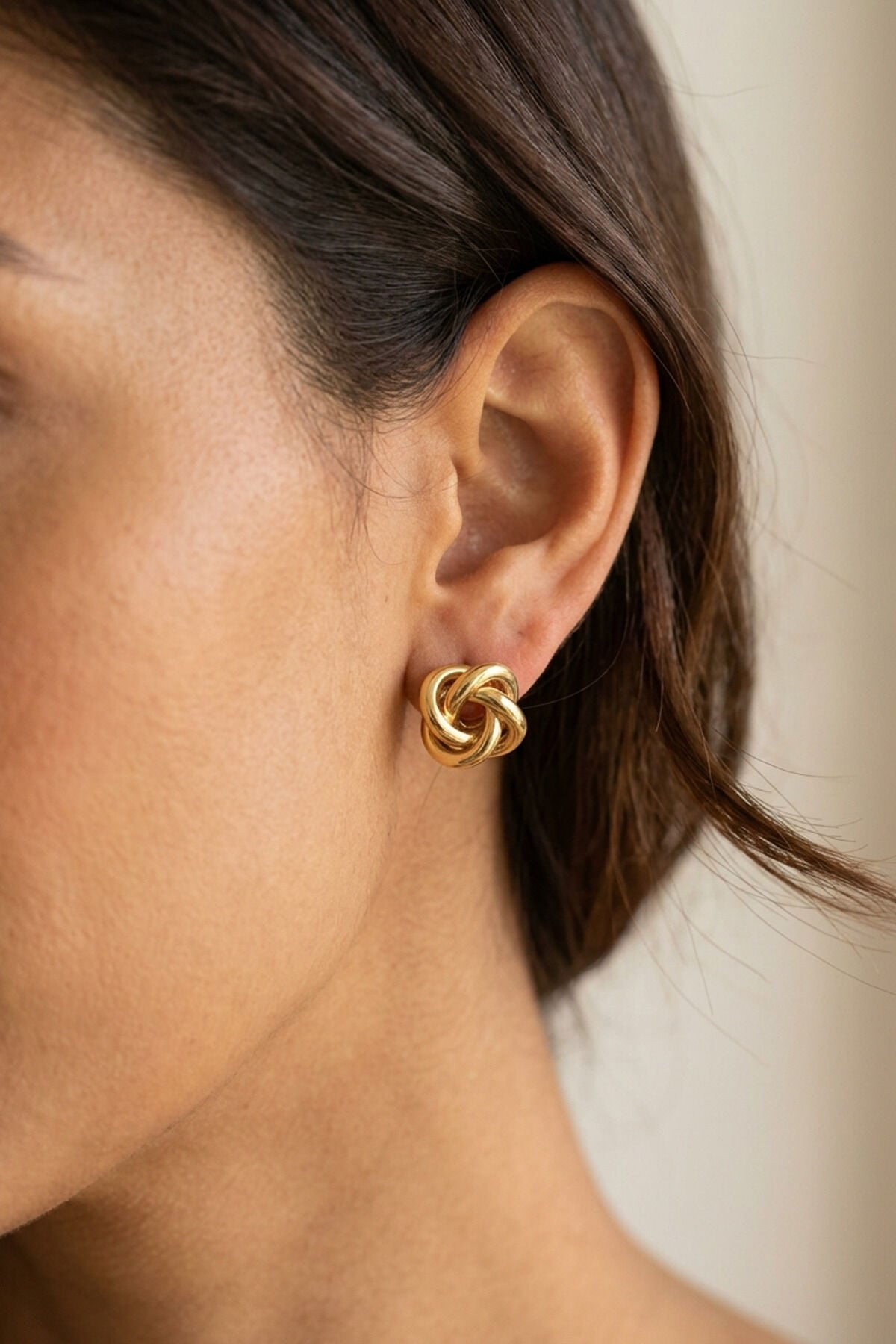 Gold Renk Ultra Hafif Loop Küpe