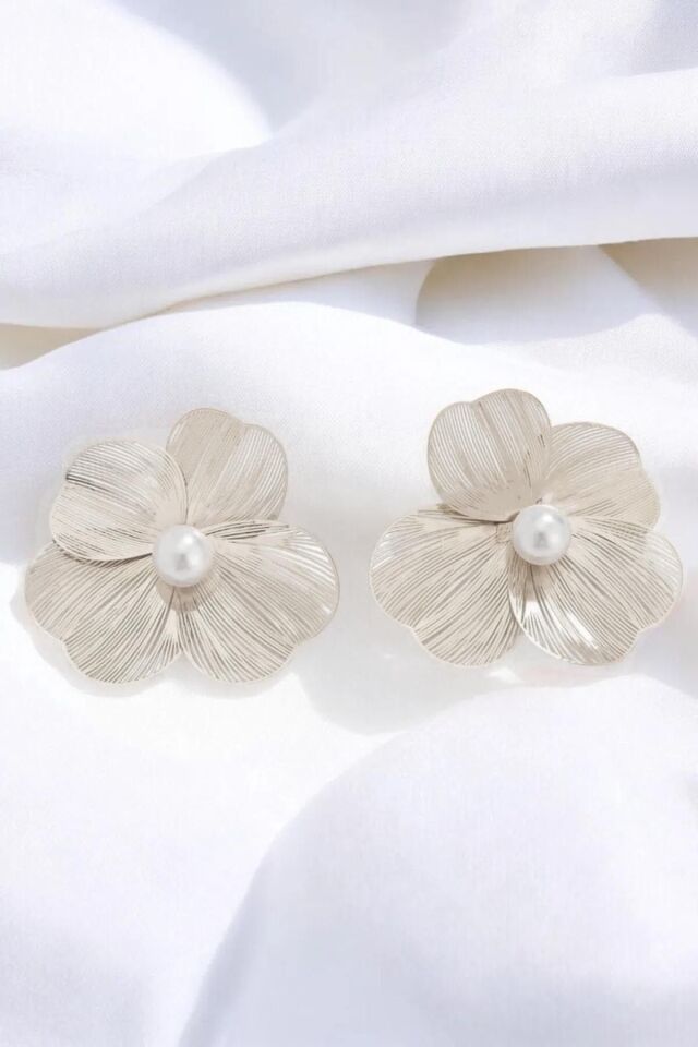 Gümüş Kaplama Leyla İncili Çiçek Çelik Küpe