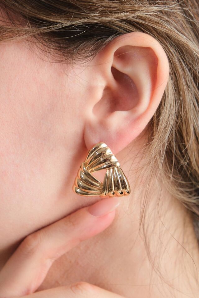 Gold Işıltılı Spiral Üçgen Küpe
