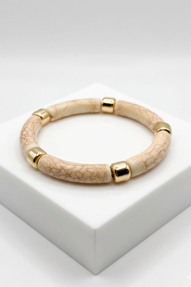 Desenli Taşlı Gold Silindir Detaylı Bileklik