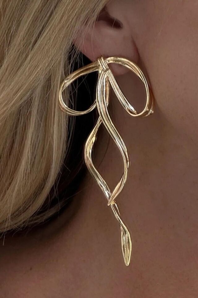 Kadın Gold Uzun Fiyonk Küpe