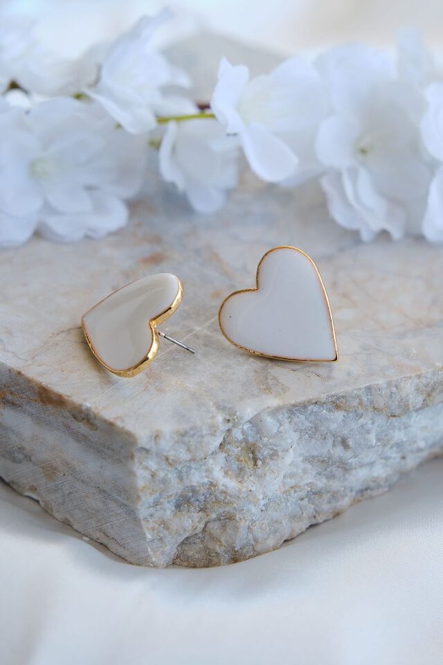 Altın Kaplama Beyaz Mineli Kalp Küpe