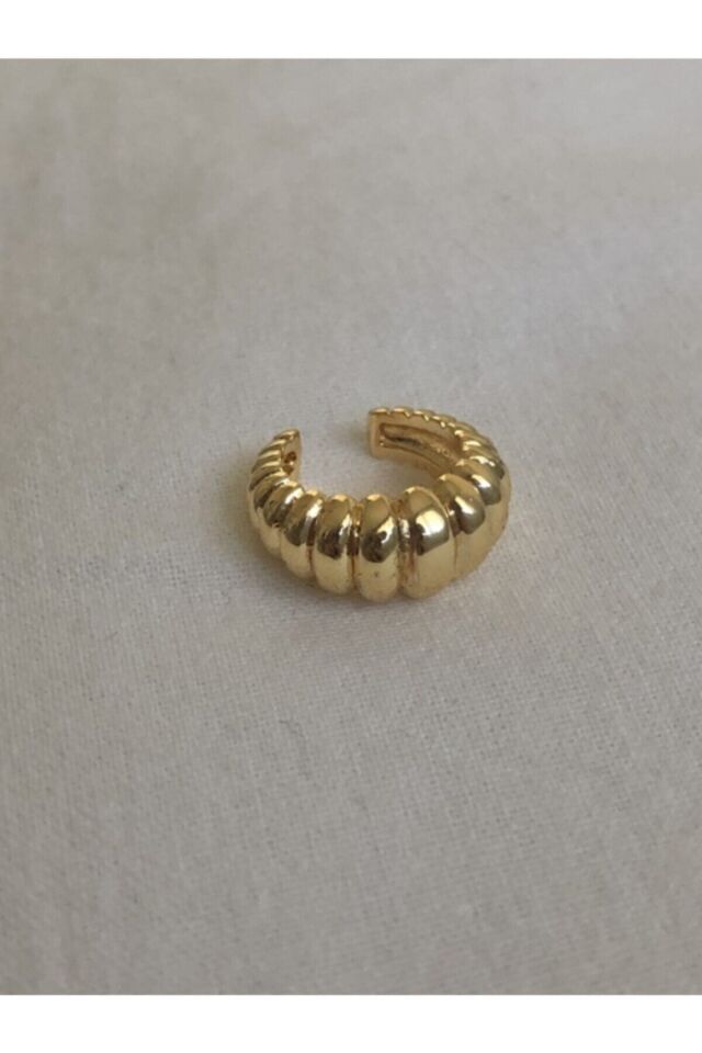 Gold Renk Vintage Kıkırdak Küpesi