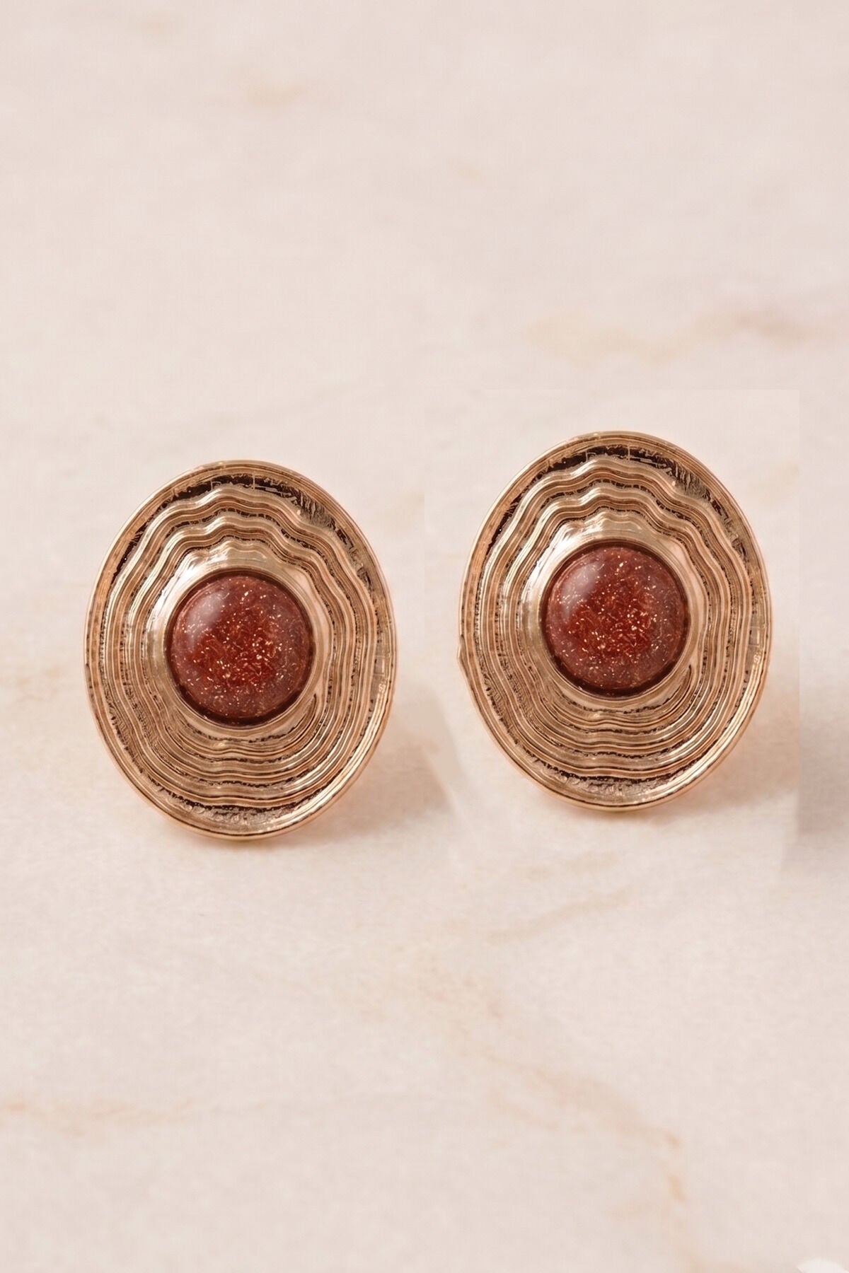 Vintage Bordo Mineli Çizgili Dik Elips Küpe