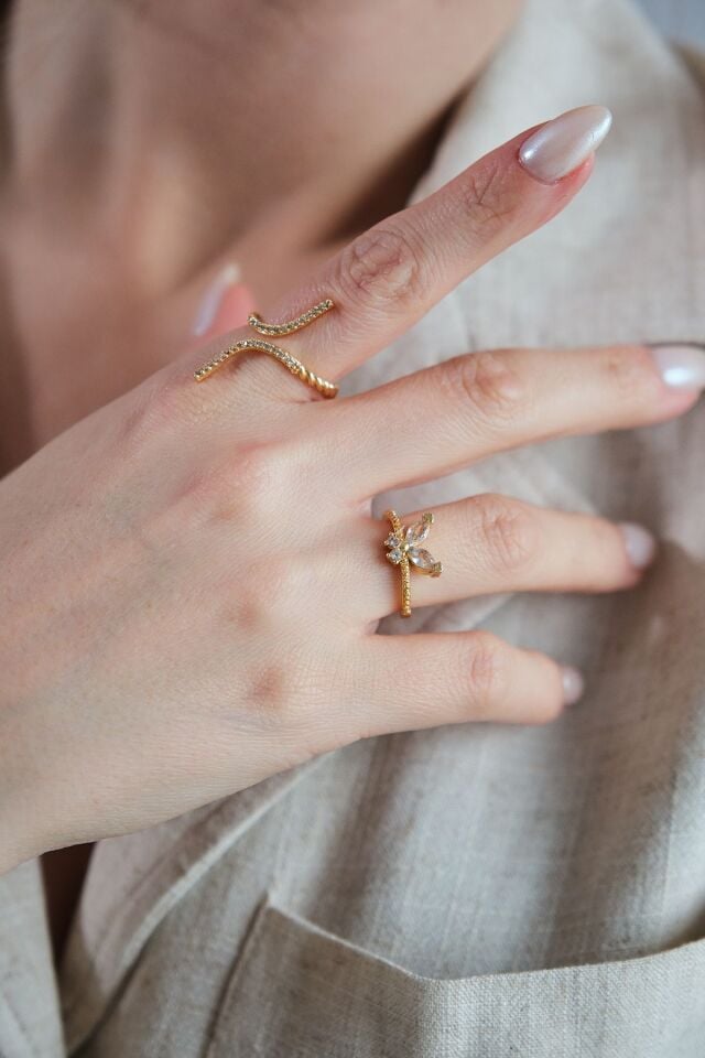 2'li Gold Zirkon Taşlı Kelebek ve Zarif Yüzük Seti