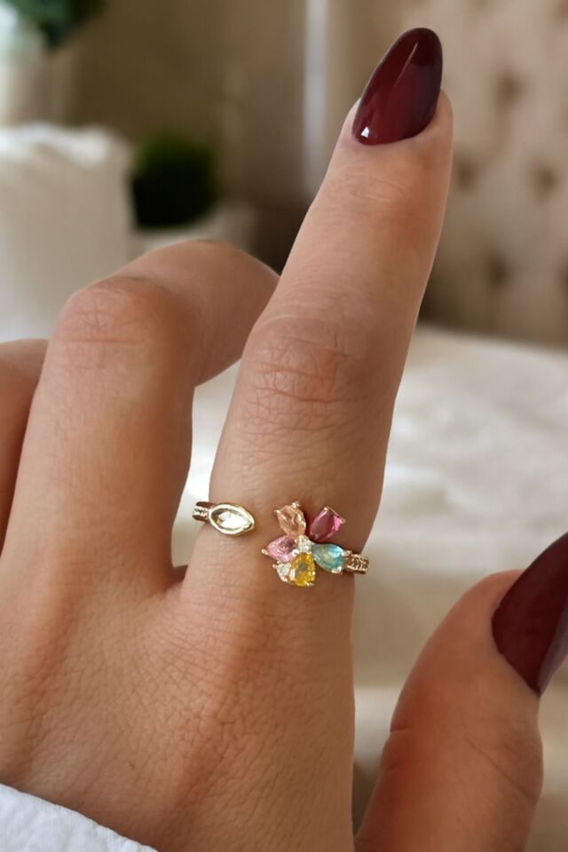 Gold Renkli Damla Taşlı Papatya Çelik Yüzük