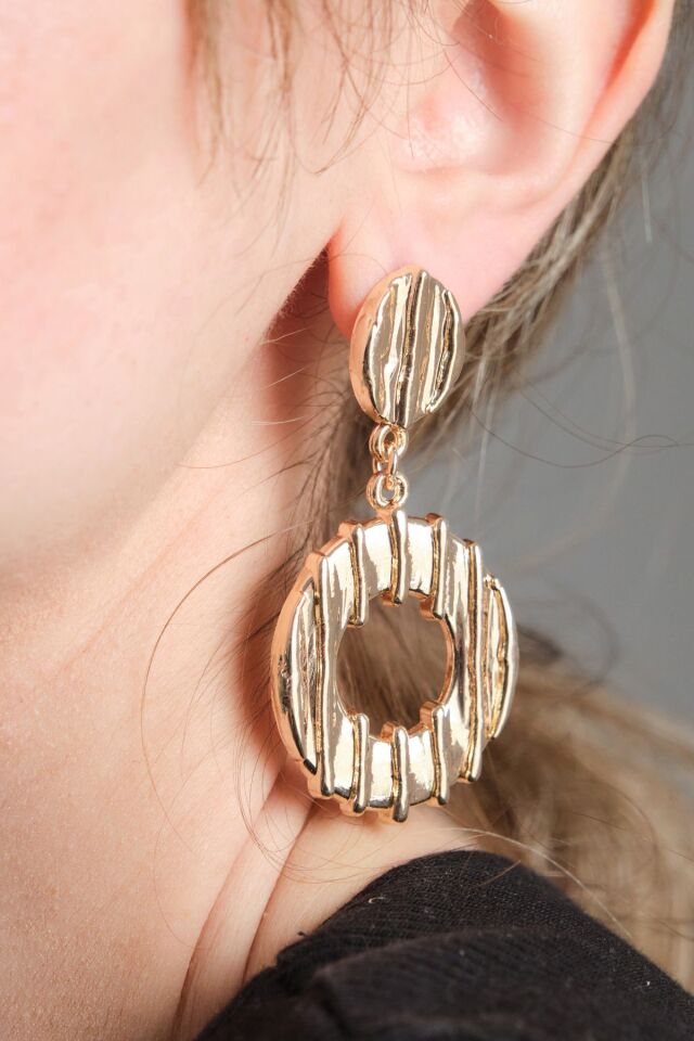 2'li Gold Sallantılı Harmonious Halka Küpe