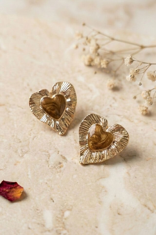 Gold Kahverengi Mineli Ve Çizgili Kalp Küpe