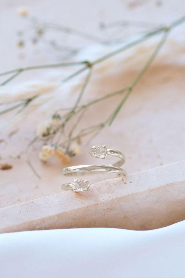 Gümüş Markiz Taşlı Loop Yüzük