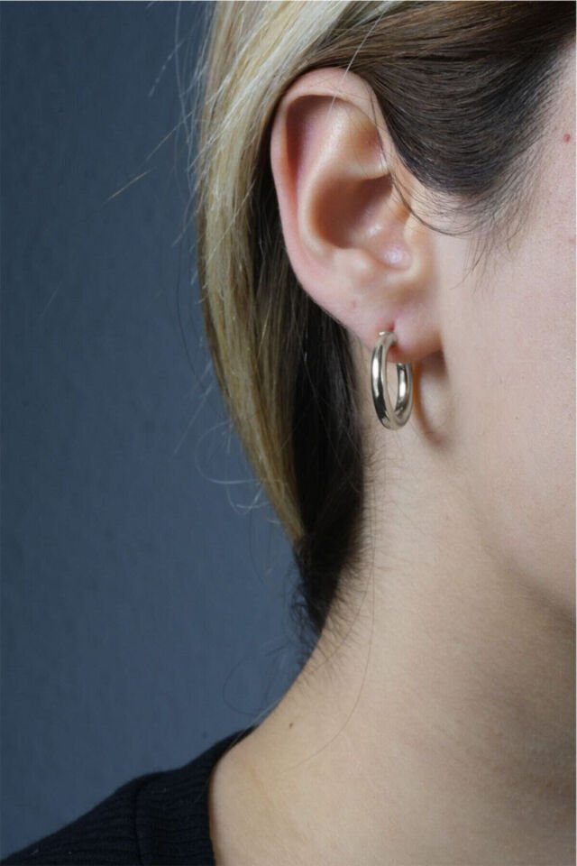 Kadın Altın Kaplama Halka Boru Küpe