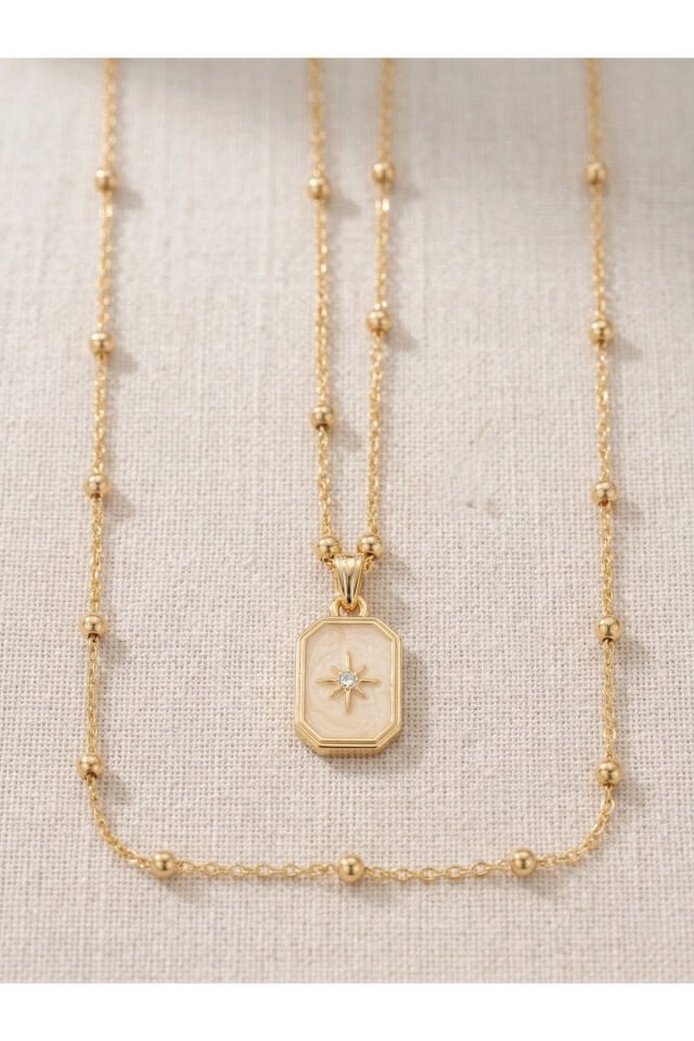 Gold Zirkon Taşlı ve Mineli Kuzey Yıldızı Kolye