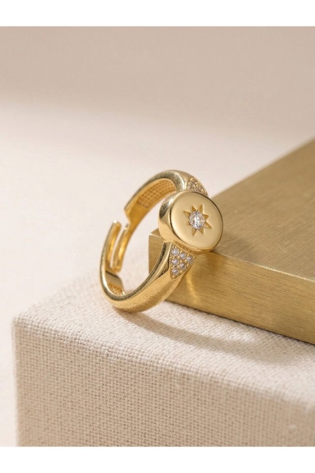 Gold Zirkon Taşlı Kuzey Yıldız Yüzük Ayarlanabilir