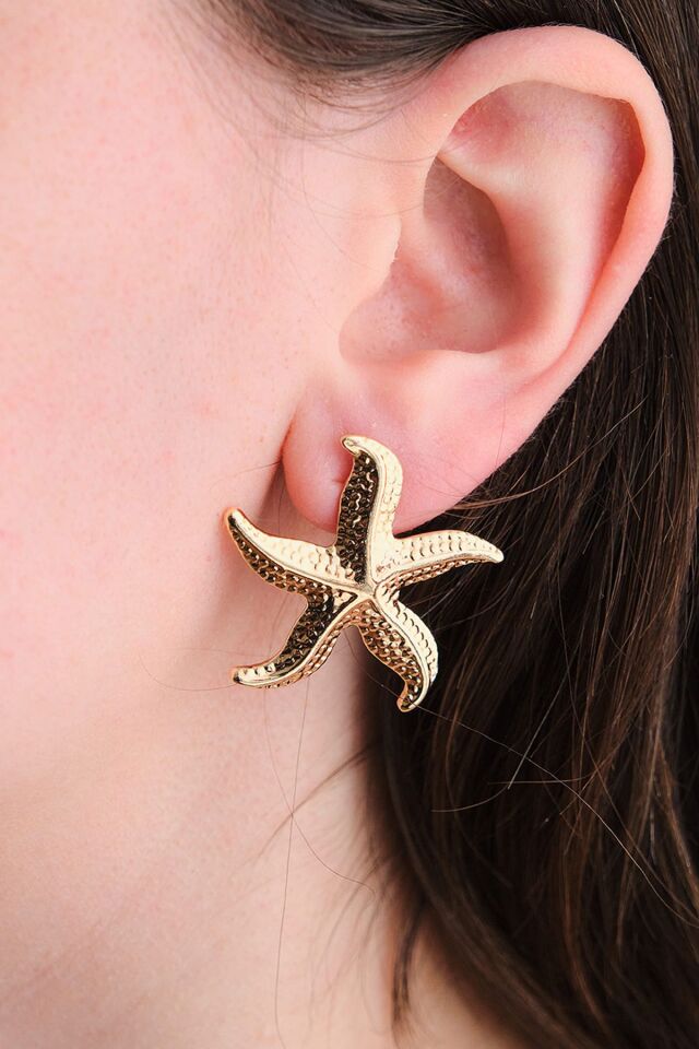 Gold Kıvrık Deniz Yıldızı Küpe