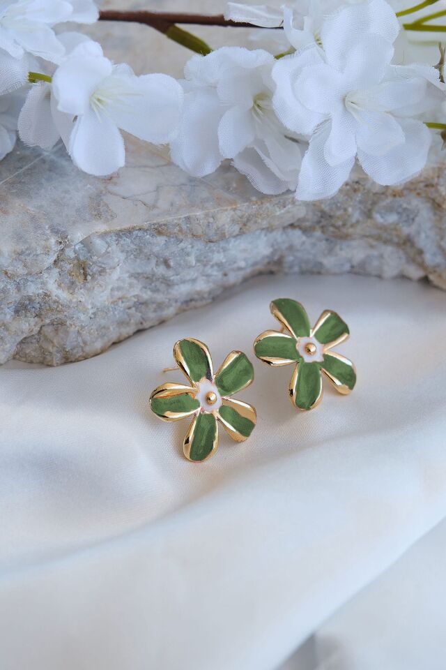 Haki Ve Beyaz Mineli Papatya Küpe