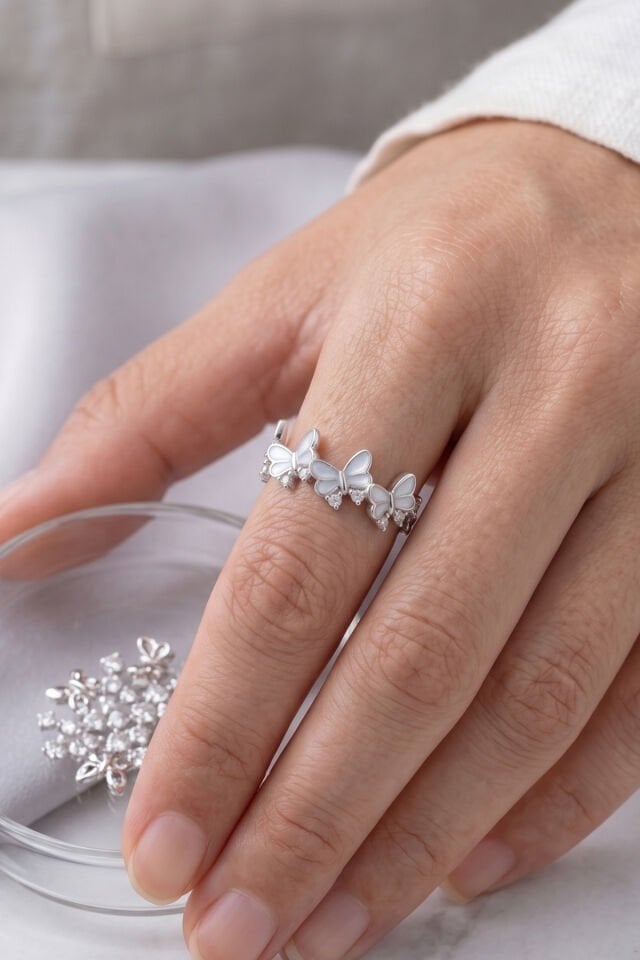 Silver Zirkon Taşlı Beyaz Kelebek Çelik Yüzük