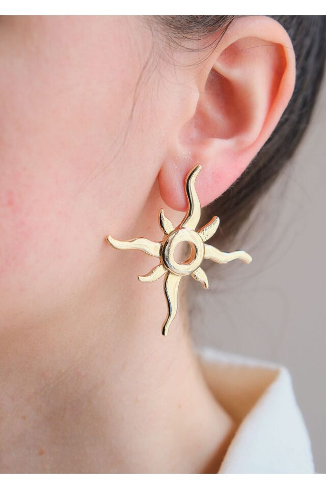 Gold Büyük Yıldız Küpe