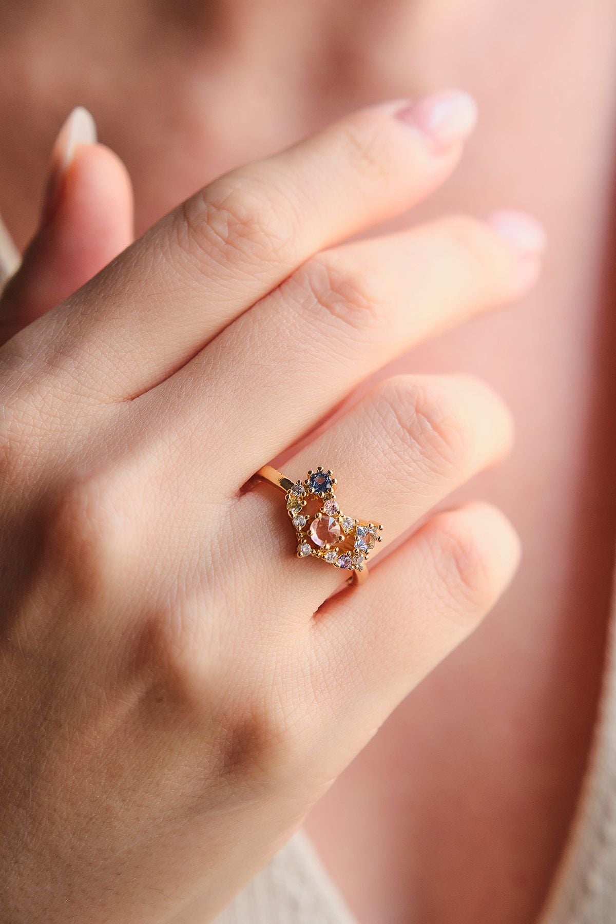 Gold Renkli Zirkon Taşlı Büyük Kalp Çelik Yüzük