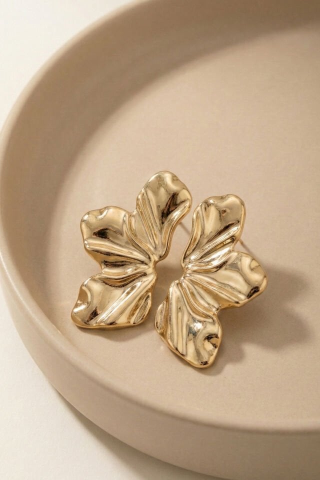 Gold Premium Kararmaz Hafif 3 Yaprak Küpe