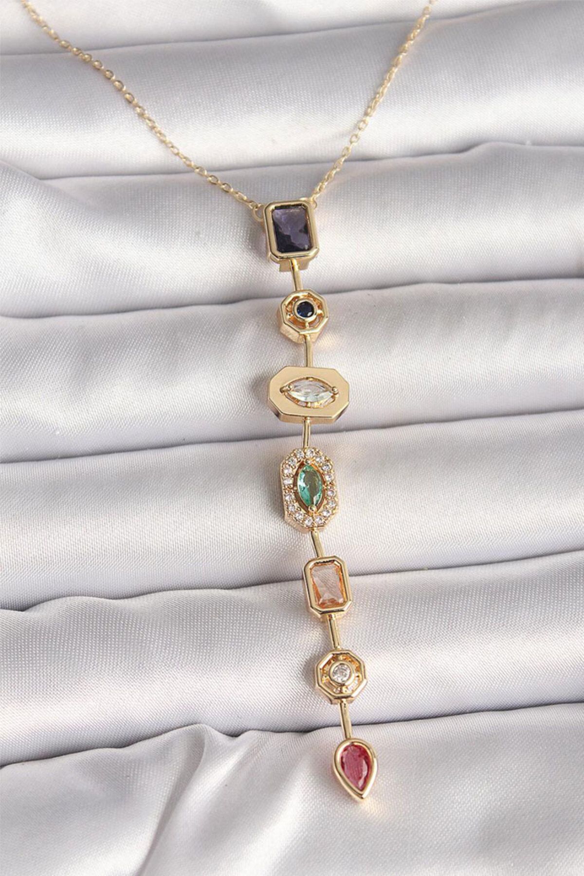 Gold  Renkli Taşlı Melis Göral Y Çelik Kolye