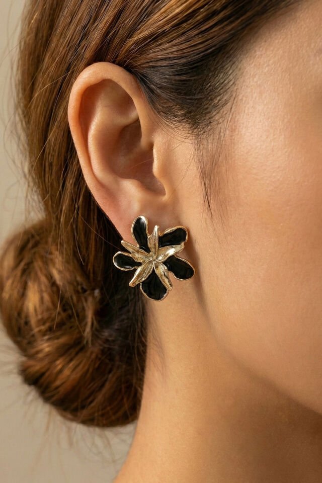 Gold 2'li Çiçek Siyah Mineli Küpe