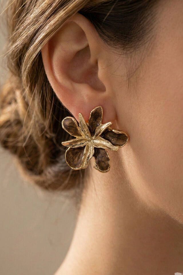 Gold 2'li Çiçek Kahverengi Mineli Küpe