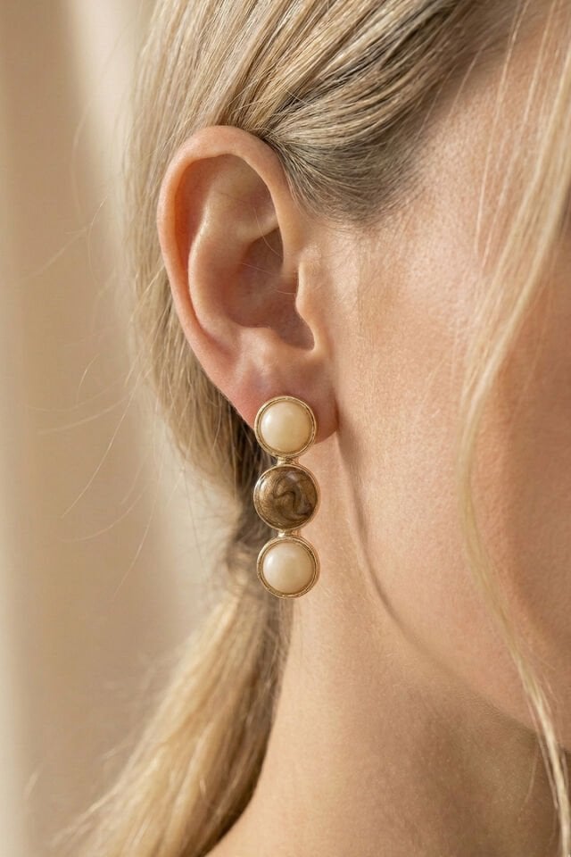 Gold Üçlü Kahverengi Ve Beyaz Sedefli Küpe