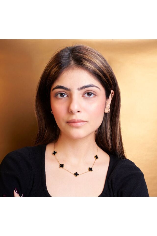 Siyah Taş Altın Kaplama Çelik Kolye