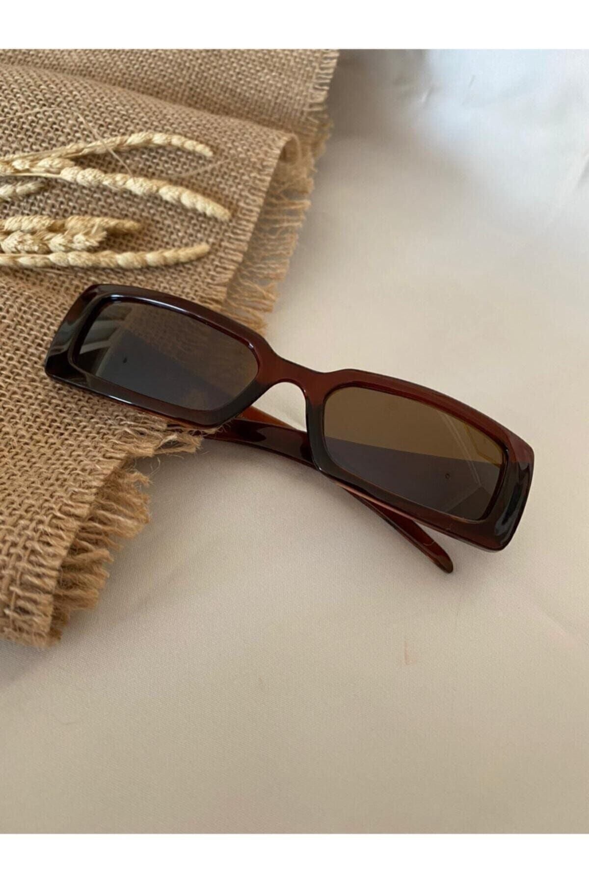 Vintage Model Baklava Desen Detaylı Kahverengi Unisex Güneş Gözlüğü