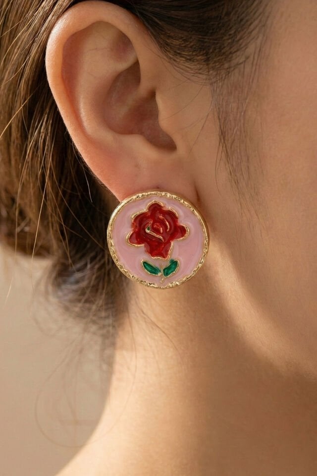 Gold Pembe Mineli Gül Desenli Küpe