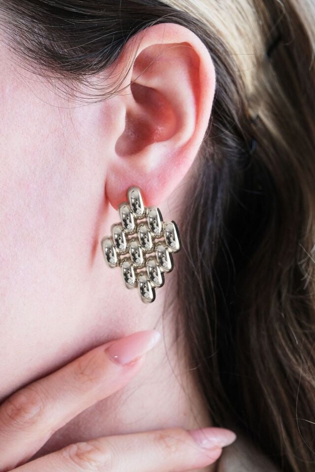 Gümüş Kaplama 2'li Karo Desen Küpe Seti