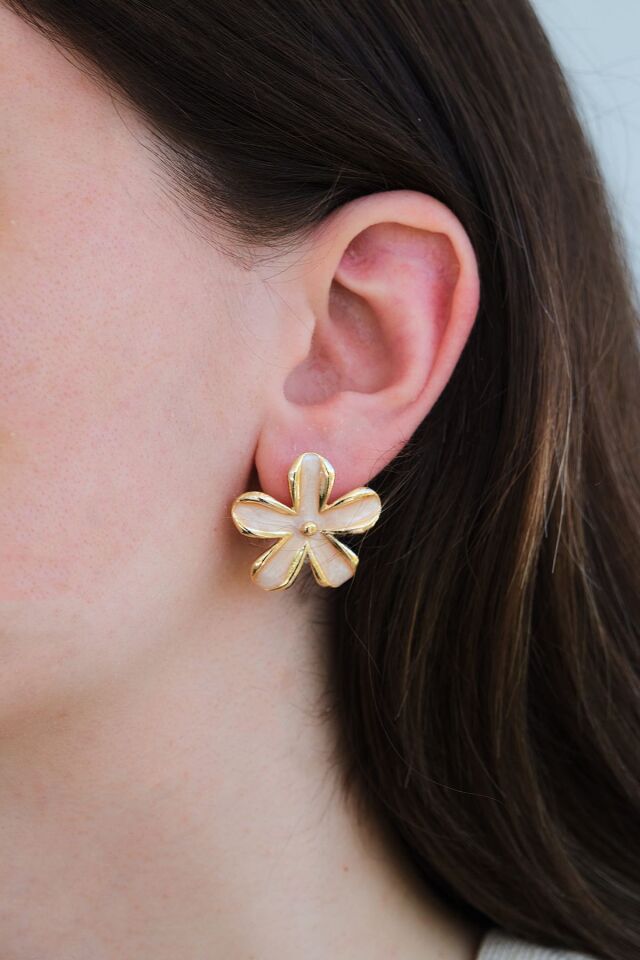 Ve Beyaz Mineli Papatya Küpe