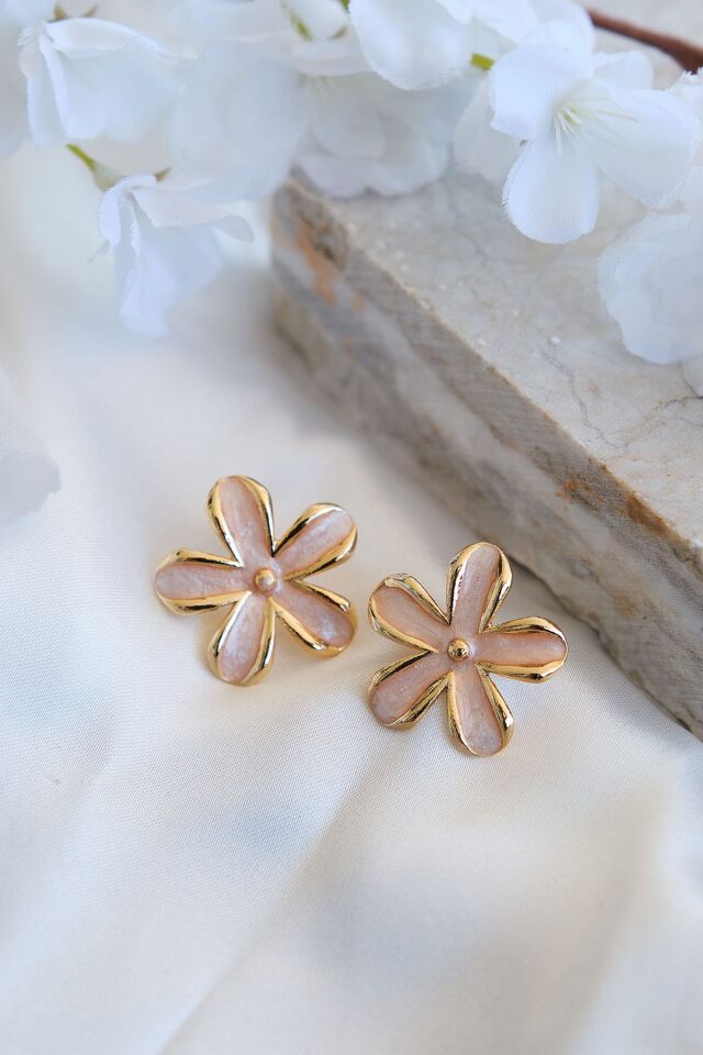 Ve Beyaz Mineli Papatya Küpe