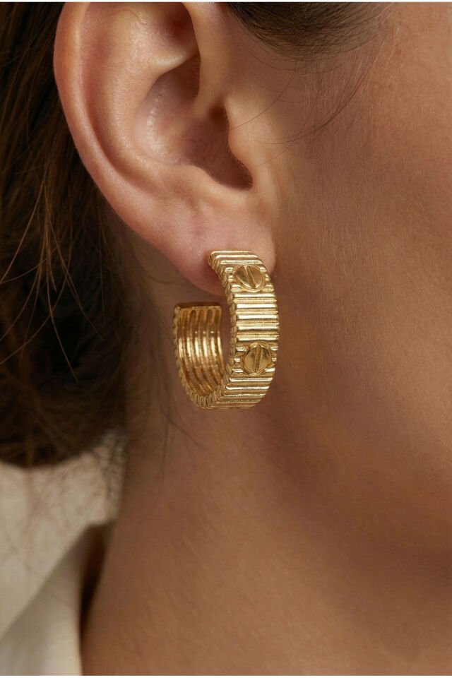 Gold Love Çizgili Küpe