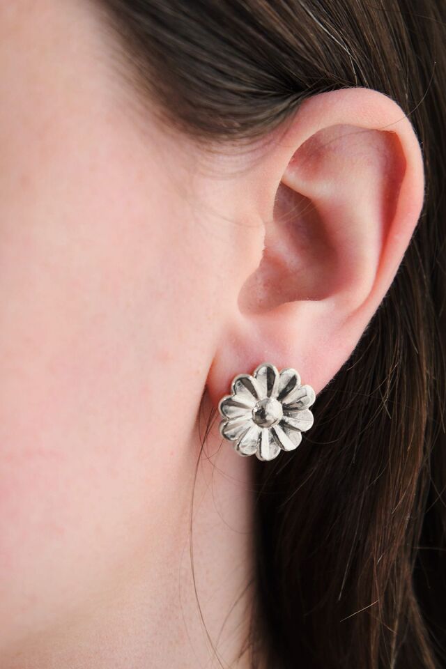 Silver Mini Papatya Küpe