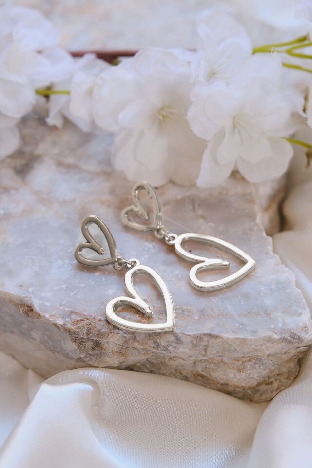 Silver Sallantılı İkili Kalp Küpe