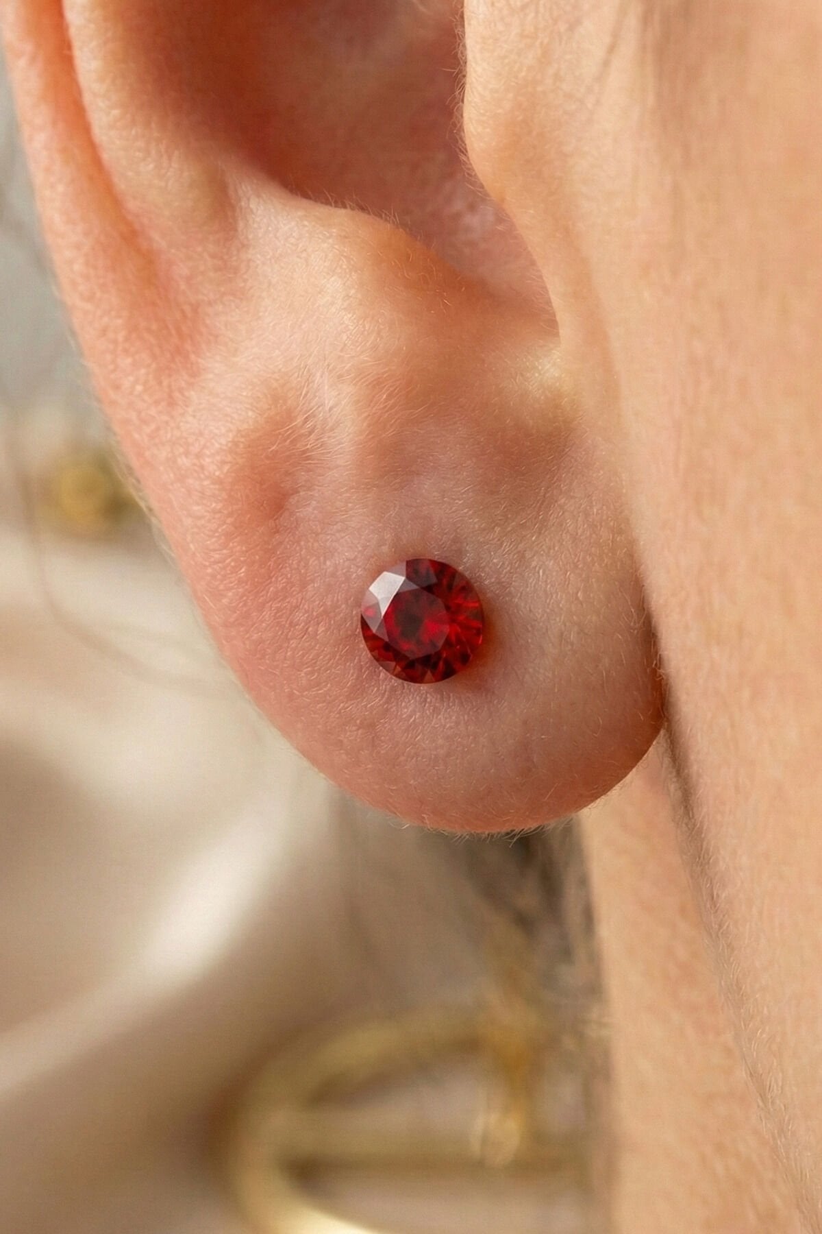 6 Çift Renkli Zirkon Taşlı Küpe