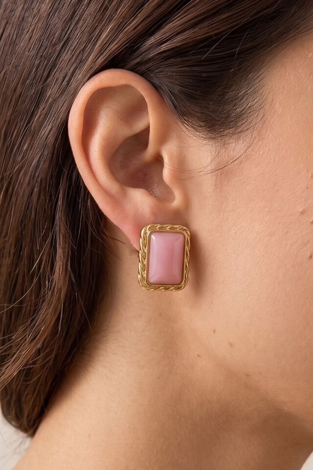 Gold Pembe Mineli Dörtgen Burgu Küpe
