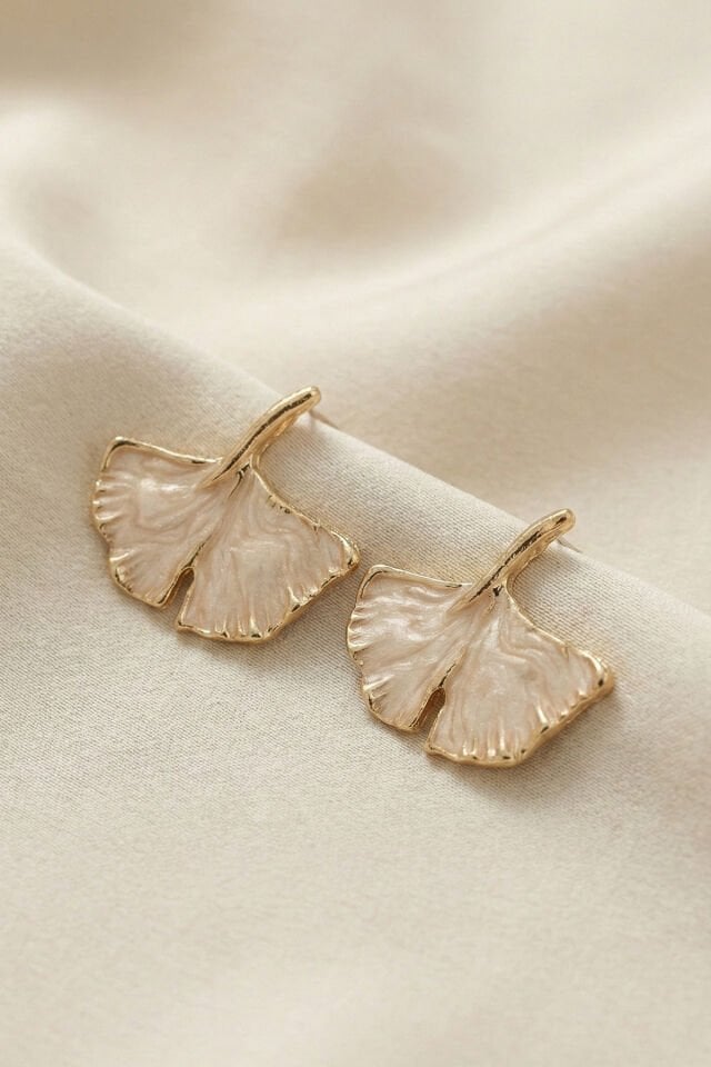 Gold Sedefli Ginkgo Yaprağı Küpe