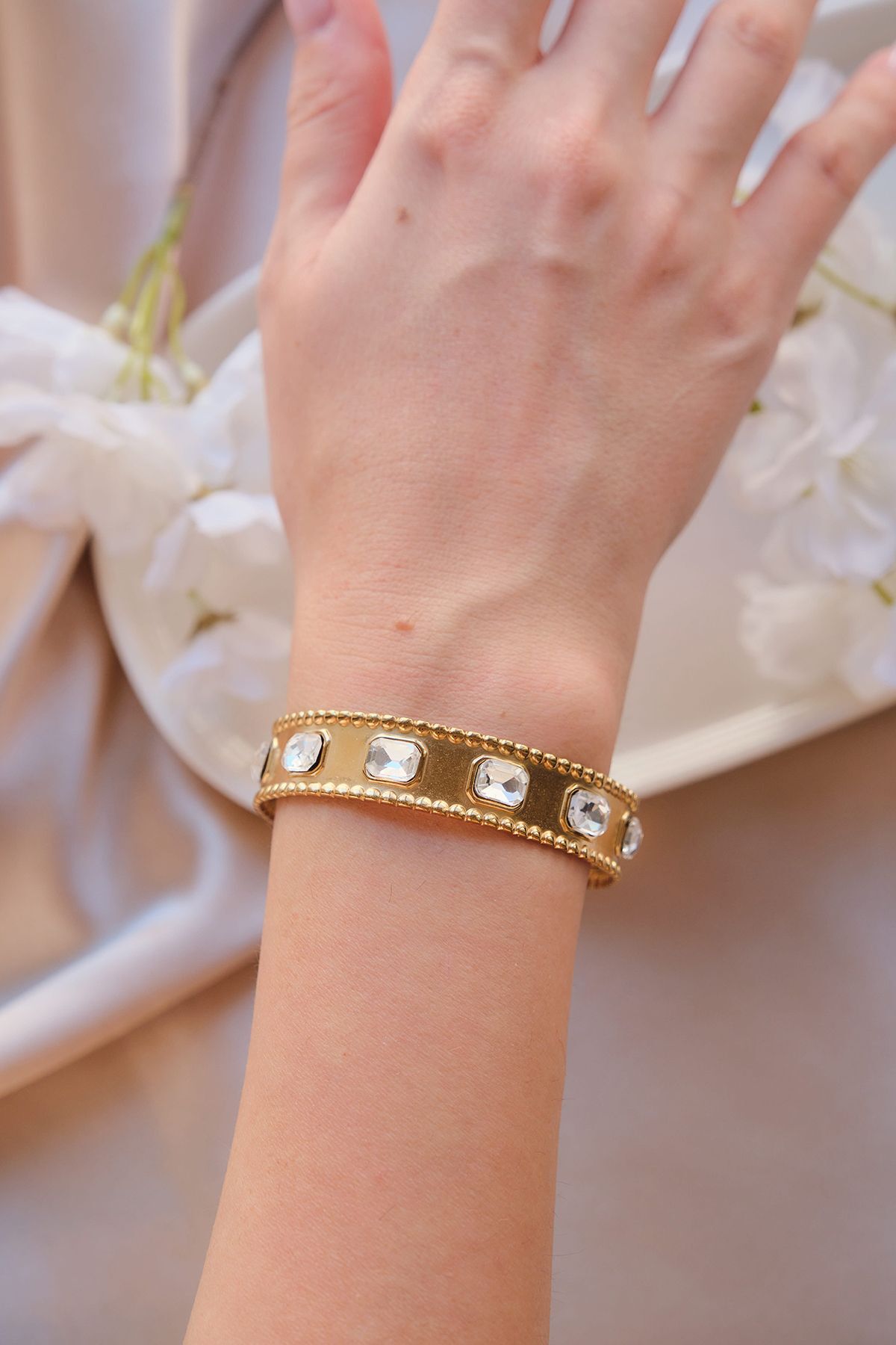 Gold Vintage Baget Zirkon Taşlı Çelik Kelepçe Bileklik